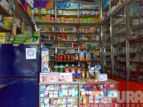 Doctors mostly prescribes branded medicines, poor families suffer Doctors mostly prescribes branded medicines, poor families suffer